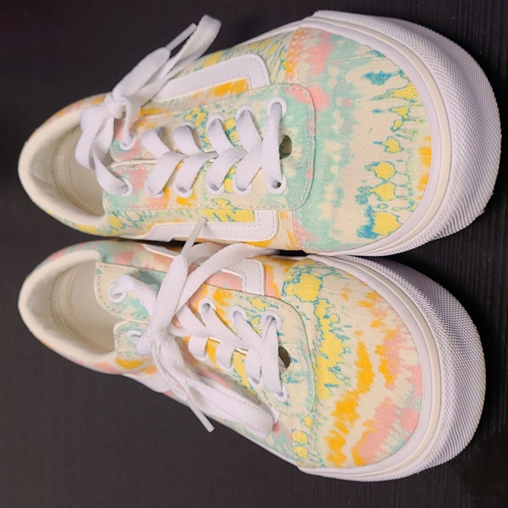 Vans size 8